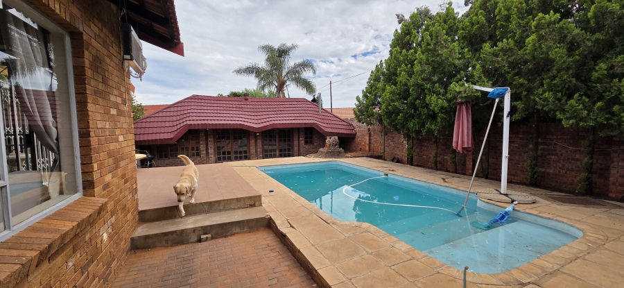 4 Bedroom Property for Sale in El Toro Park Northern Cape